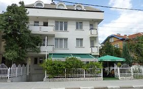 Хотел Нико